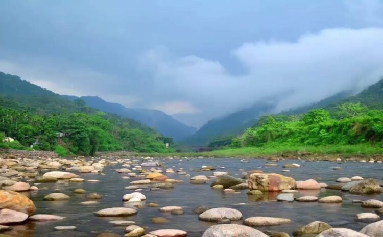 Lorem Ipsum is simply dummy text of the printing and typesetting industry. Lorem Ipsum has been the industry's standard dummy text ever since the 1500s, when an unknown printer took a galley of type and scrambled it to make a type specimen book. It has survived not only five centuries, but also the leap into electronic typesetting, remaining essentially unchanged. It was popularised in the 1960s with the release of Letraset sheets containing Lorem Ipsum passages, and more recently with desktop publishing software like Aldus PageMaker including versions of Lorem Ipsum.